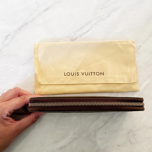 SOLD! ✔️ - Picture 2 of 9